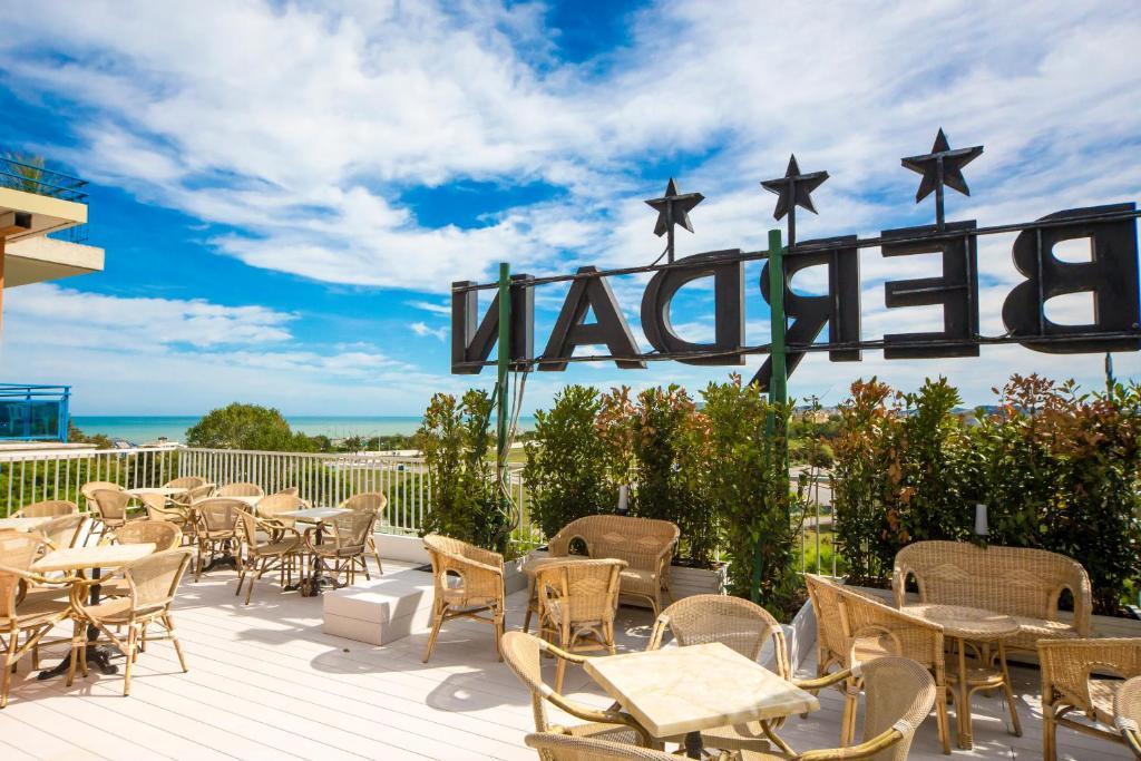 Ciccio Hotel Мизано-Адриатико Экстерьер фото